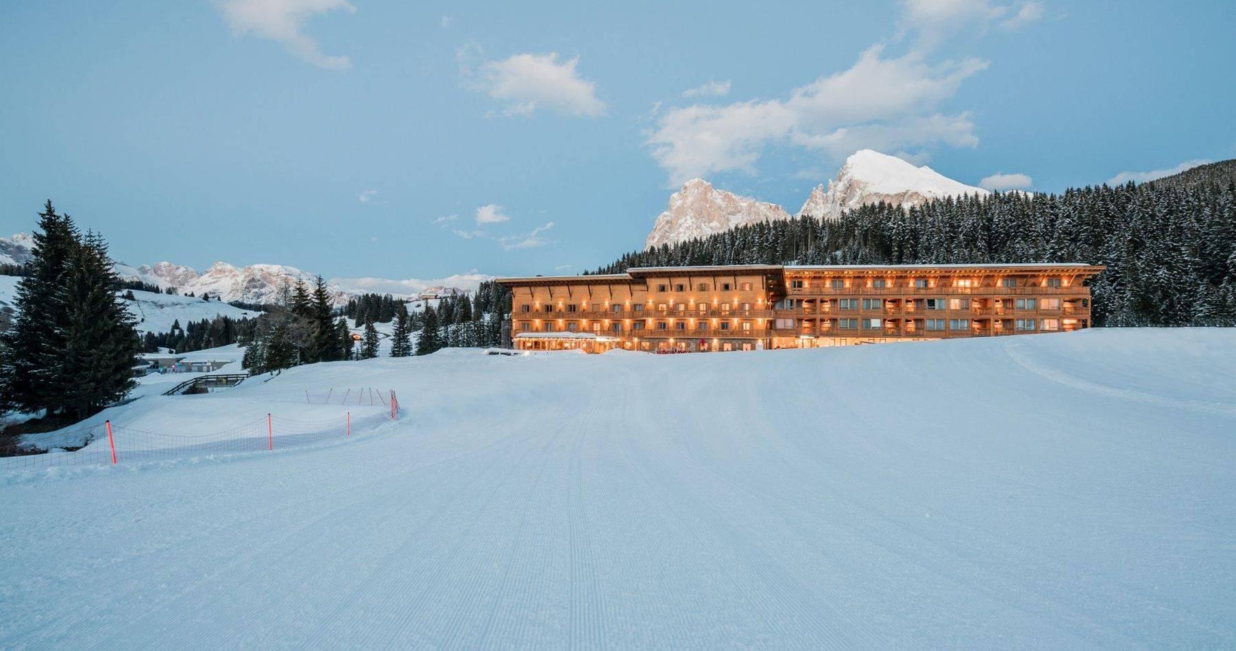 Sporthotel Floralpina in winter