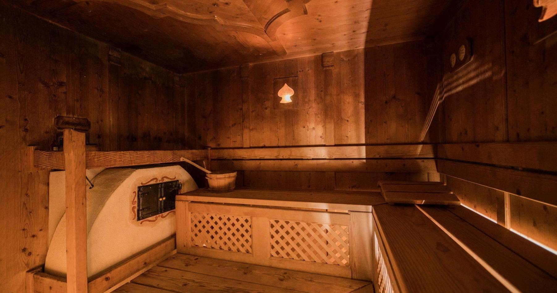 code Besnoeiing Overvloedig Hotel with Sauna world in the Dolomites - Sporthotel Floralpina